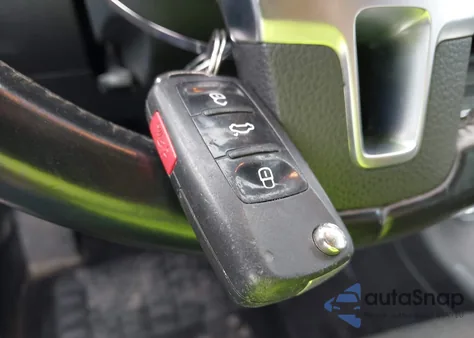 2017 Volkswagen Tiguan 2.0T/2.0T S from USA, damaged, VIN WVGBV7AX4HK054301